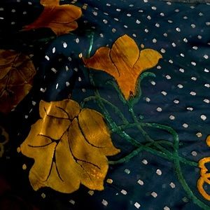 Carlos Fiori extra large scarf. Velvet flowers and silk scarf.